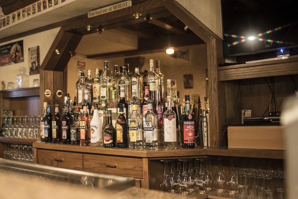 Ellenzer Goldbaeumchen Hotel Kültér fotó