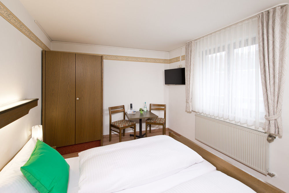 Ellenzer Goldbaeumchen Hotel Kültér fotó